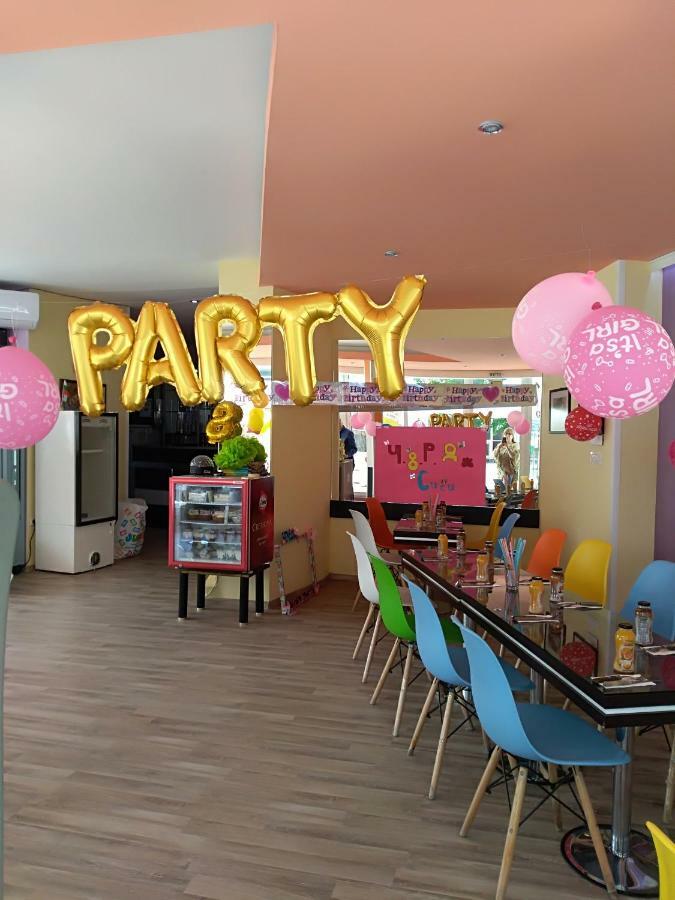 Family Hotel Varna Exterior foto